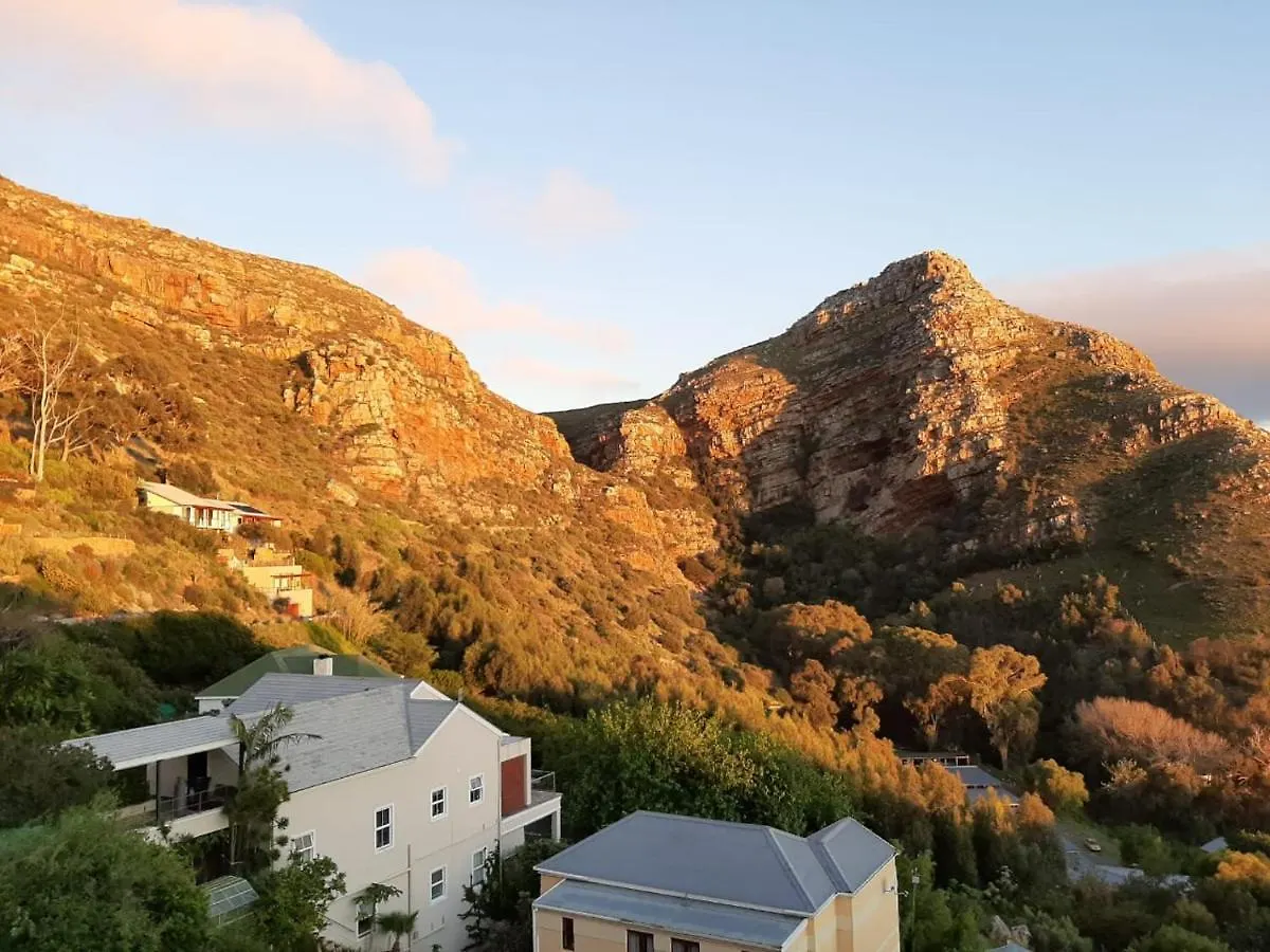 Stonebrook Apartments Simon's Town 0*,
