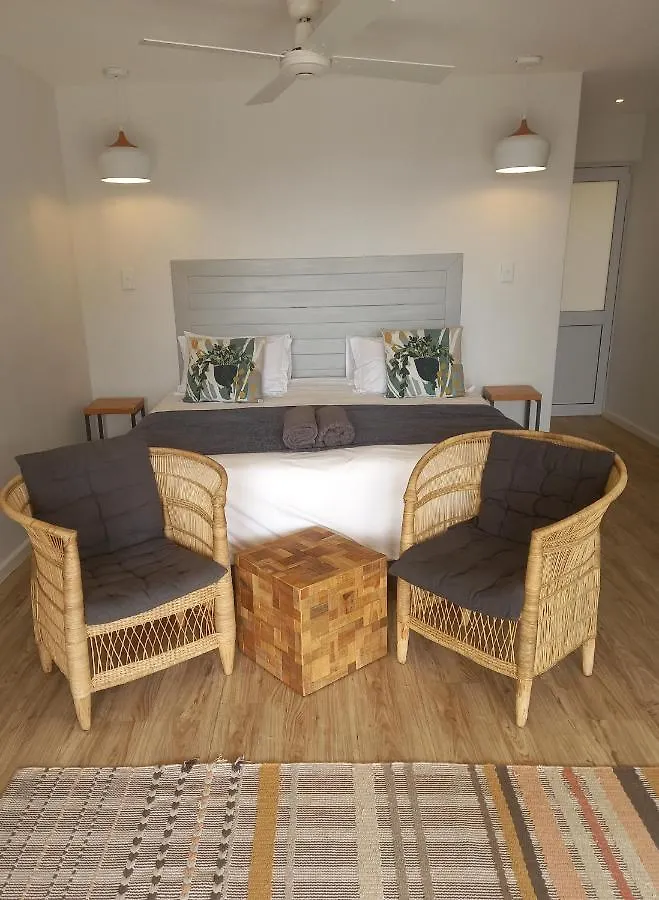 Stonebrook Apartments Simon's Town 0*,